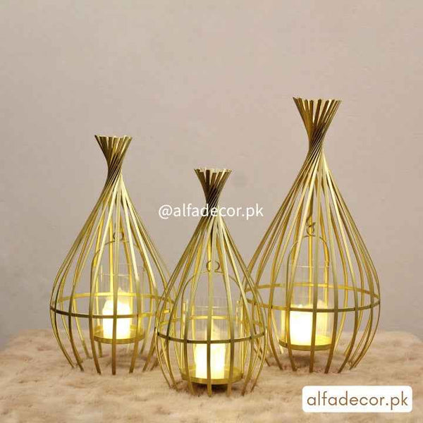 Golden Pyramids - Candle Holders - Set